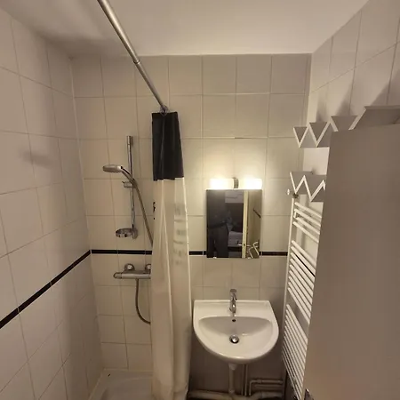 Apartment Gourette Calme Renove Situe Au Pied Des Pistes